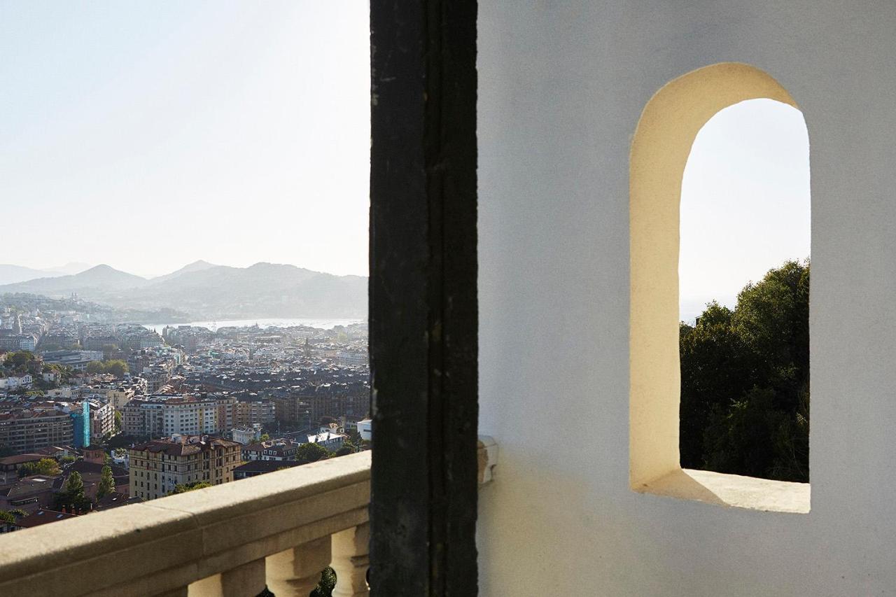 Boutique Hotel Mendi Argia San Sebastian Bagian luar foto