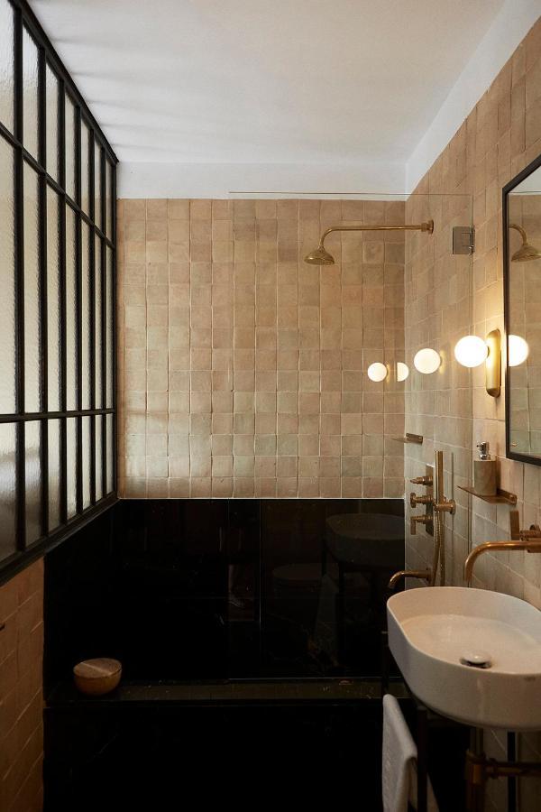 Boutique Hotel Mendi Argia San Sebastian Bagian luar foto