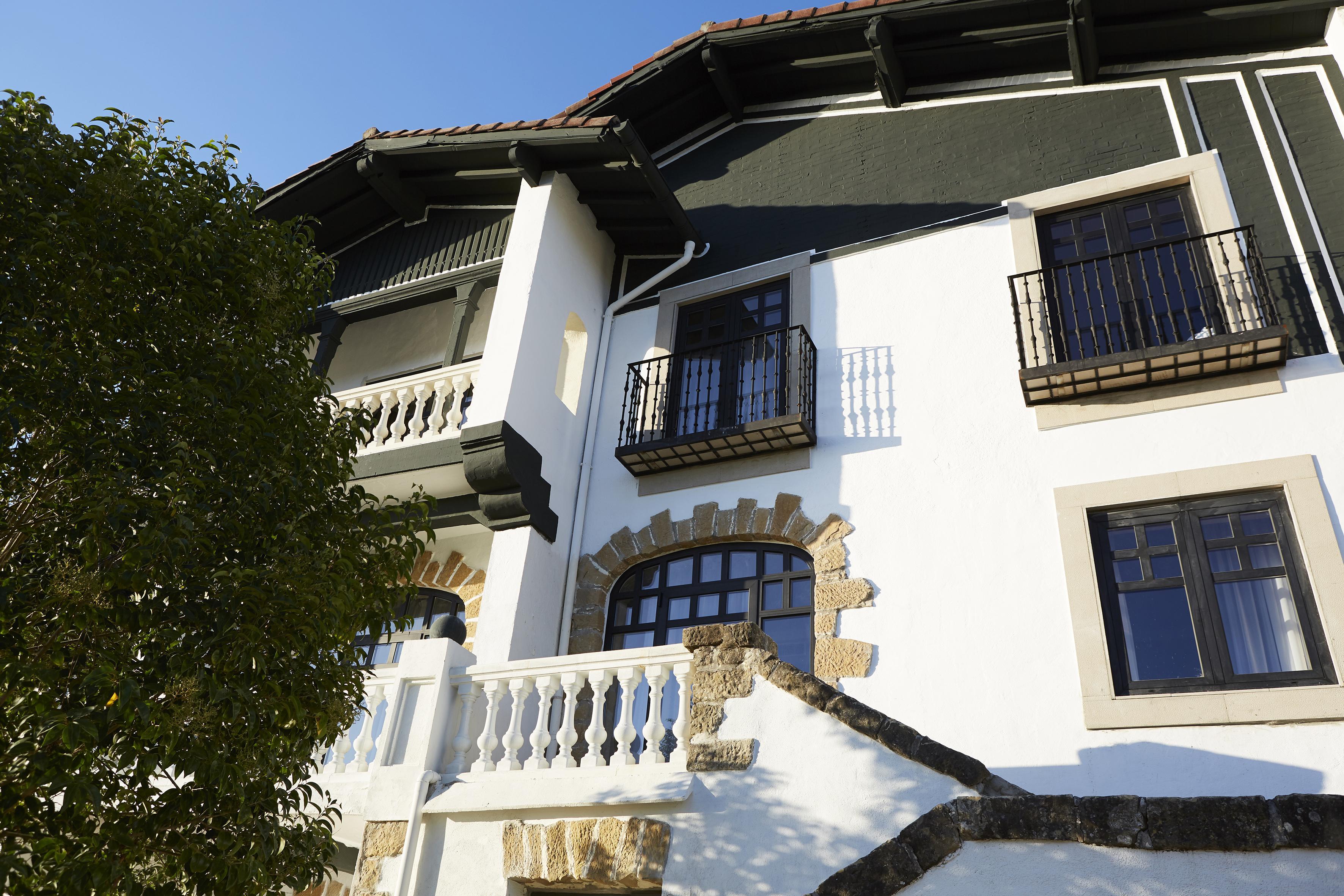 Boutique Hotel Mendi Argia San Sebastian Bagian luar foto