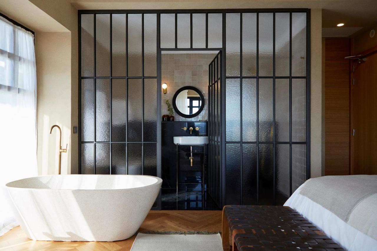 Boutique Hotel Mendi Argia San Sebastian Bagian luar foto